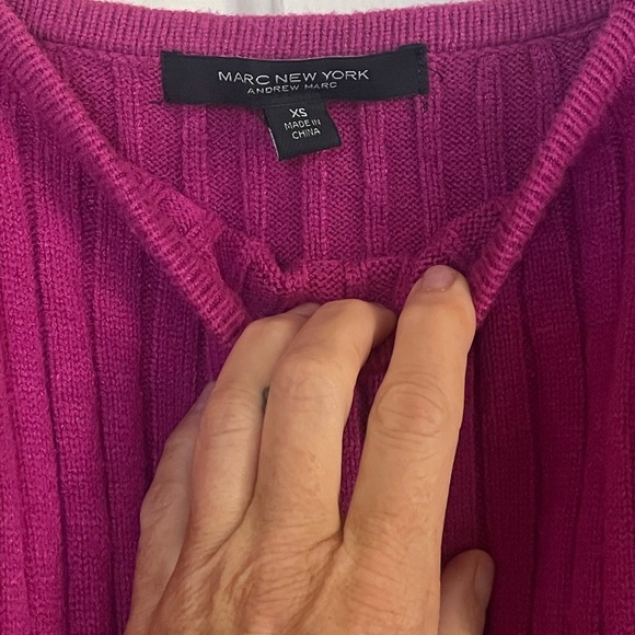 MARC NEW YORK Like New Square Neck Puff Sleeve Ribbed Sweater in Fuchsia XS - Picture 2 of 5